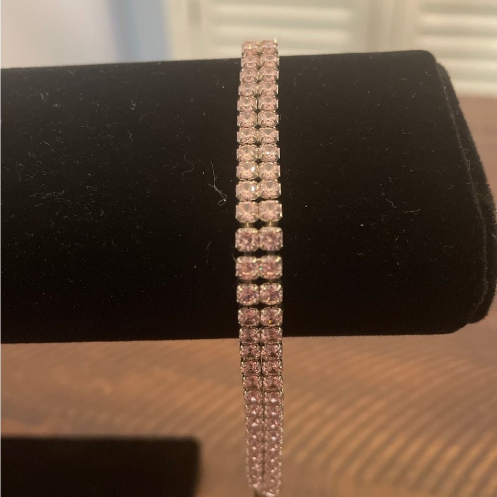 Elegant Pink Crystal Bracelet